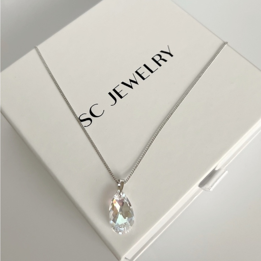Real Crystal Necklace | Platinum Plated Silver Luxury Jewelry - Picture 4 of 9